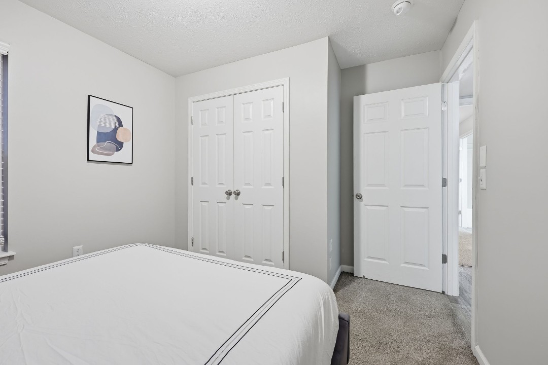 Highland Park apartments · Unit 1003 2/2