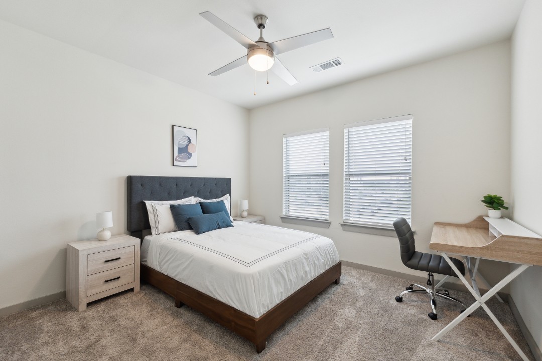 1 Bedroom · Signature layout