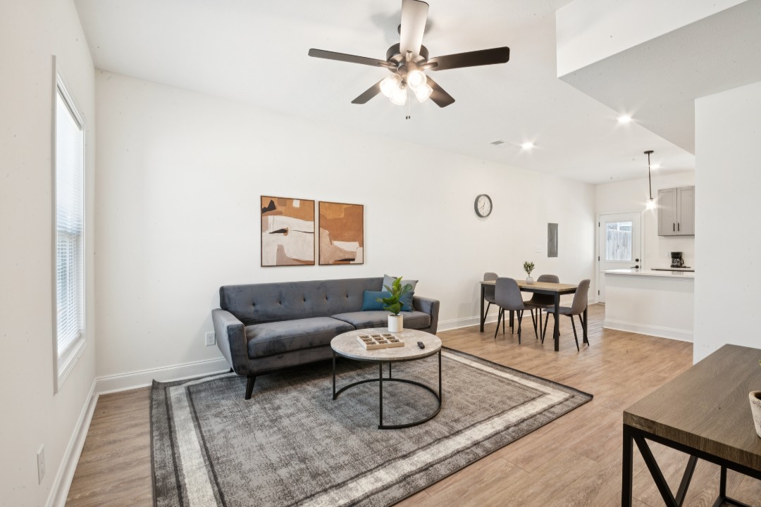 Arte Luxury townhomes D6 2/2.5