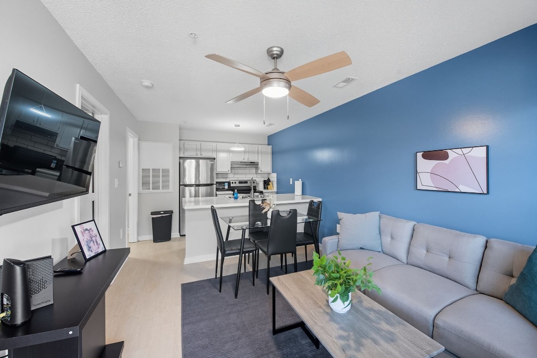 Meadowbrook 250-102 1bd/1bd