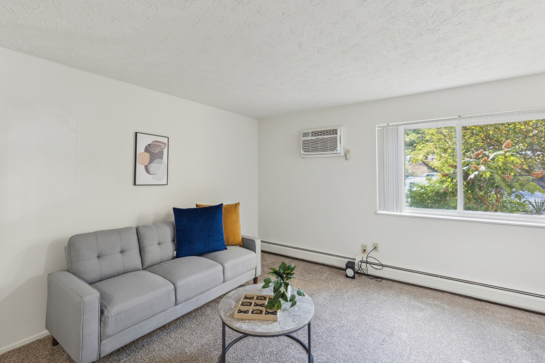 Midtown Towers 3102, · Unit 1/1