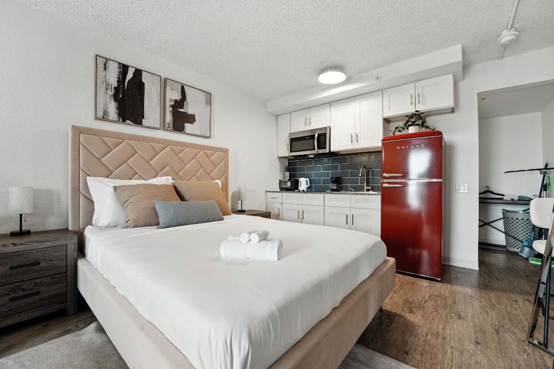 1 Bedroom · Signature layout