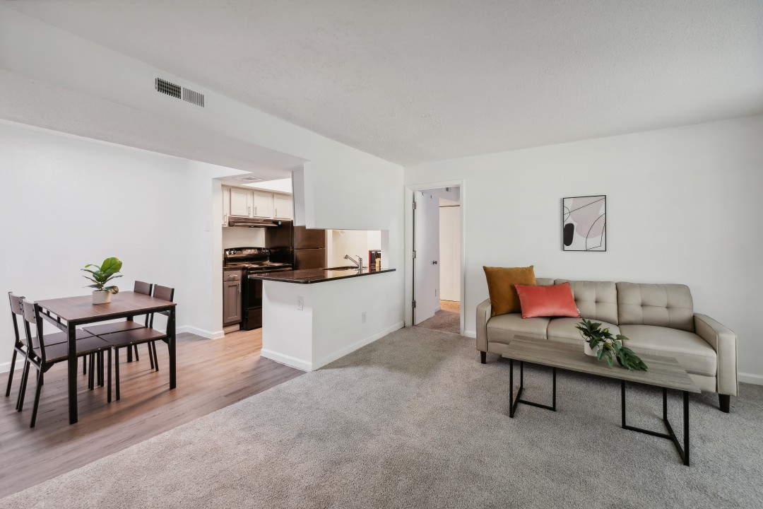 Northcliffe 405 - · Unit 2/2