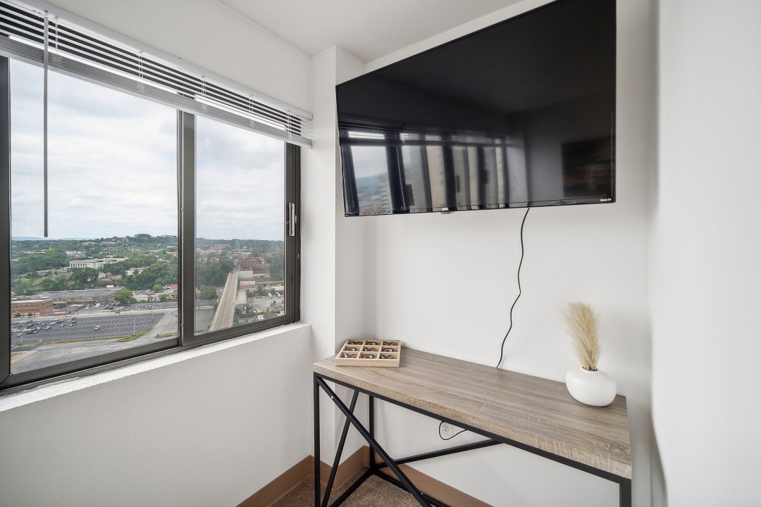 Pa Place 2107, 1br