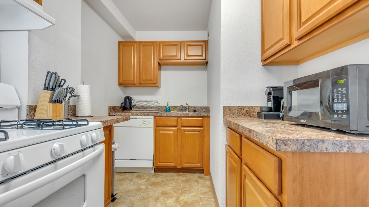 Pa Place 2006, 1br