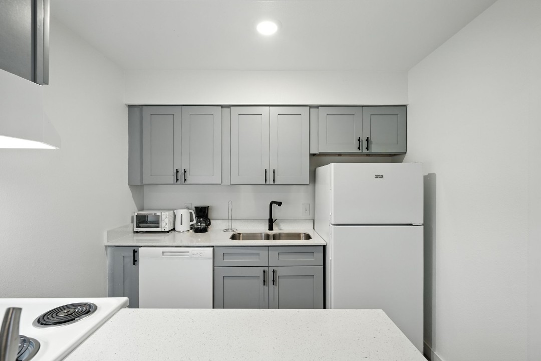 Mueller Flats · Unit 1607 1/1