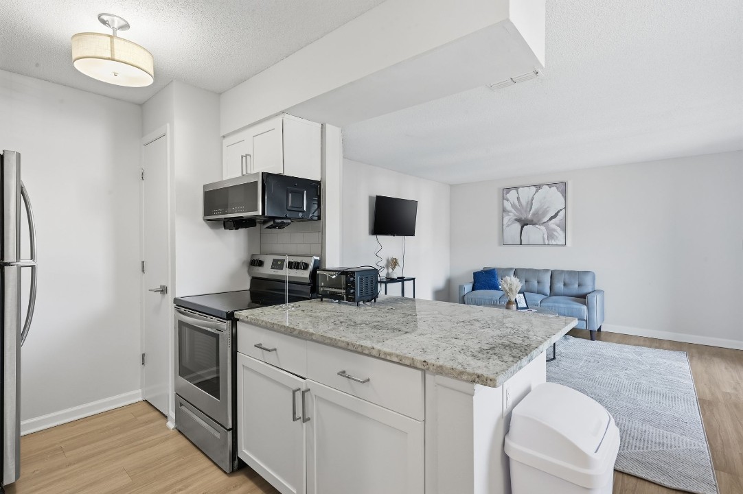 Taylor at 502 · Unit unit 2301-203 1/1