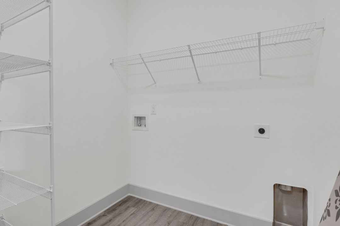 Overlook at Farragut 3210, 1BD/1BA
