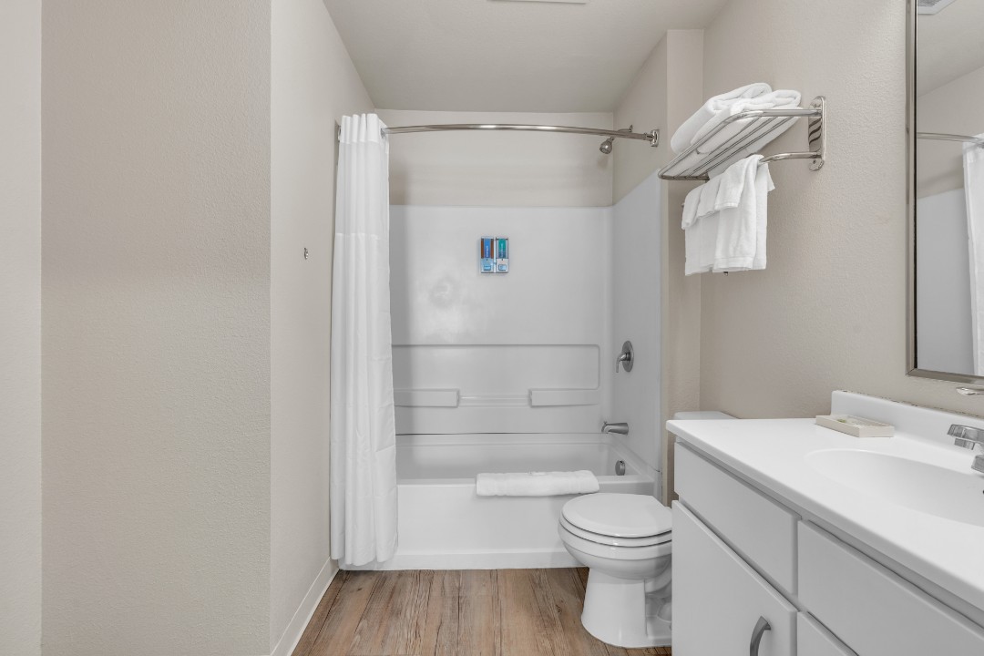 Simplicity At the Rim · Unit 1201  2/2