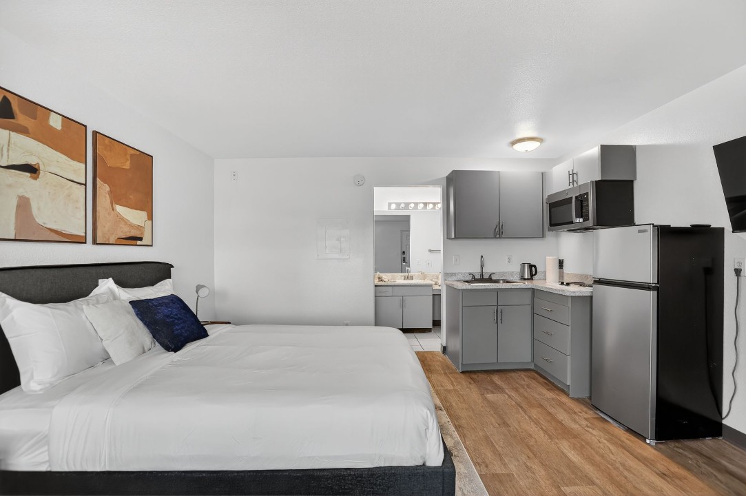 Spectra Paradise Studios · Unit 314