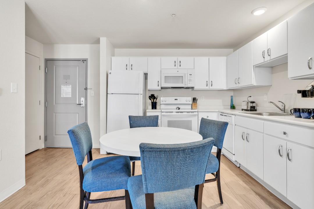 Simplicity At the Rim · Unit 1221  2/2