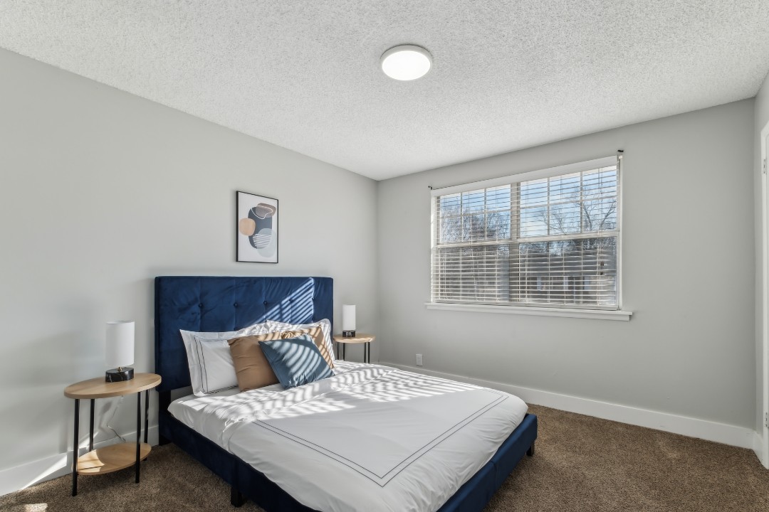 Brentwood Hills, S6 - 2/1.5