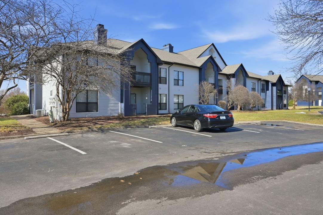 Taylor at 502 · Unit unit 8902-200 2/2