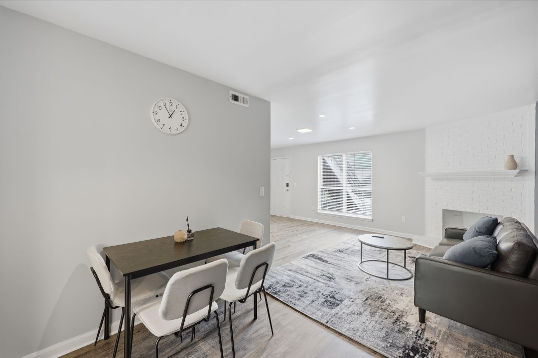 The Domain Apartments 4922B · Unit 1/1