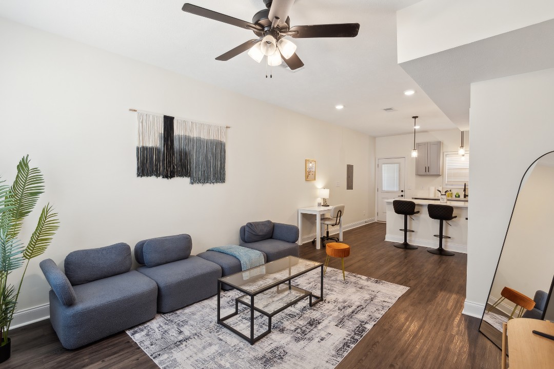 Alto · Unit A2 2bd/2.5 bth