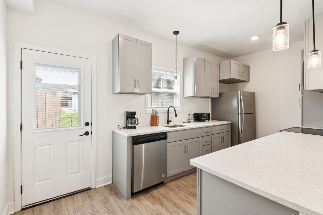 Arte Luxury townhomes E2 2/2.5