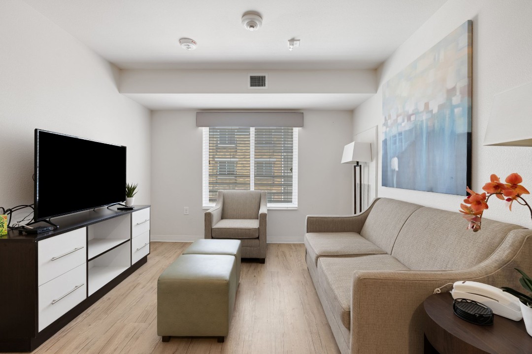 Simplicity At the Rim · Unit 1305 1/1