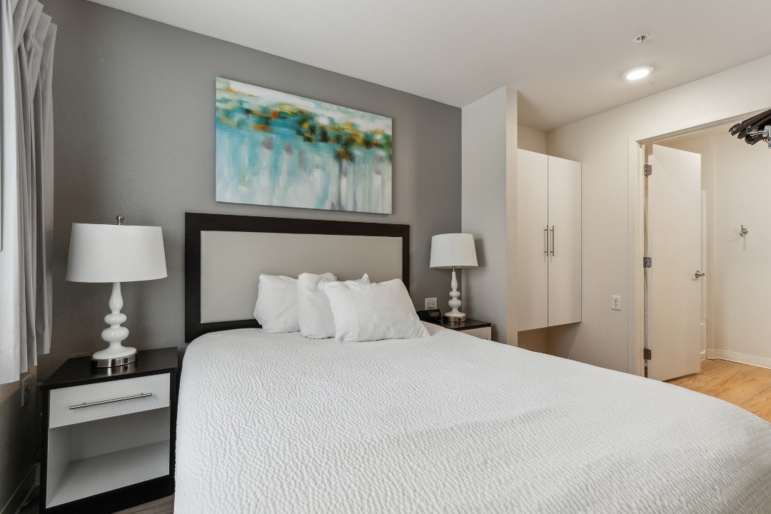 Simplicity At the Rim · Unit 1310 1/1
