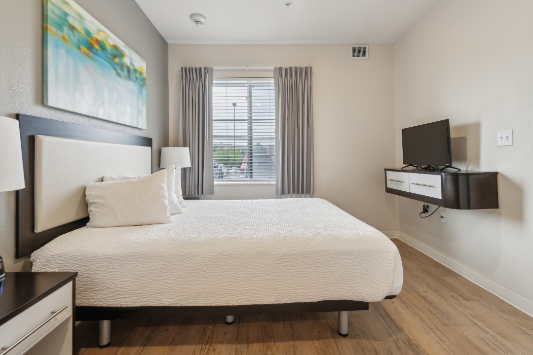 Simplicity At the Rim · Unit 1112  1112 (Copy)