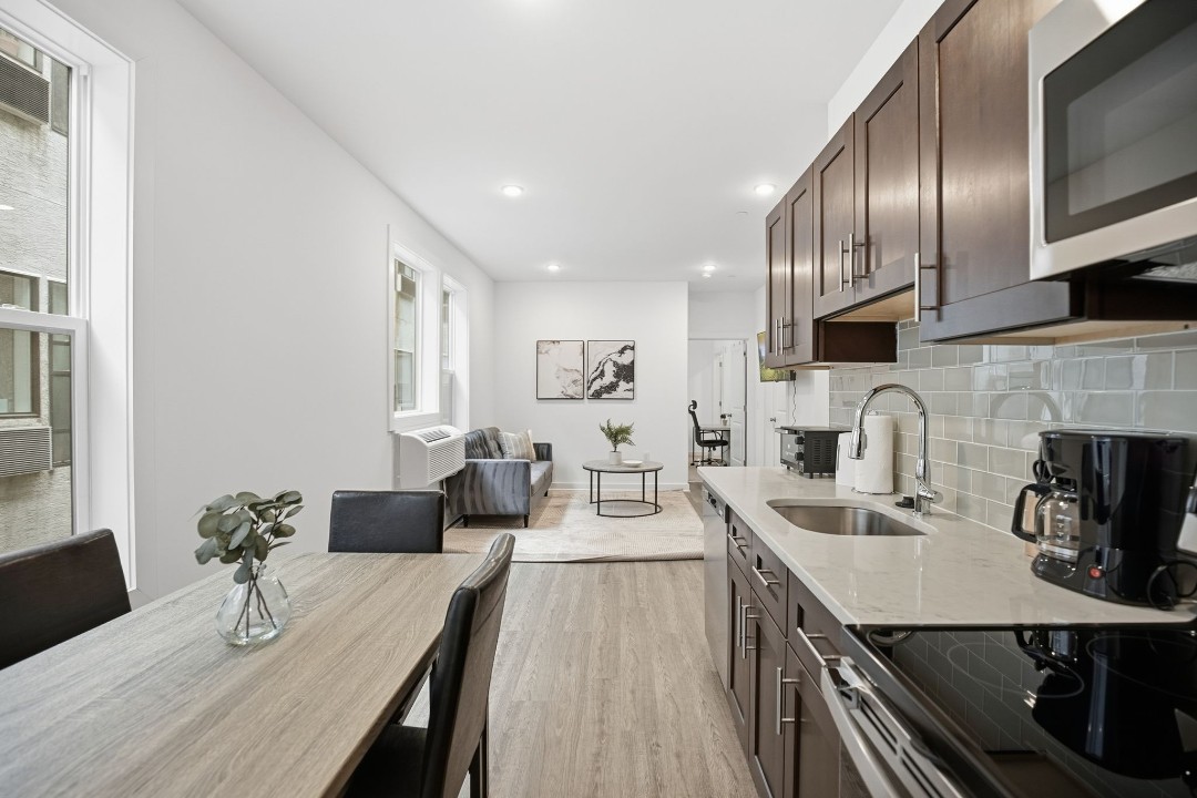 Fairmount Square 1528- 3C · Unit 1/1