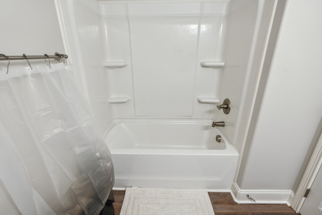 Biltmore 1517 · Unit 2 2/1.5