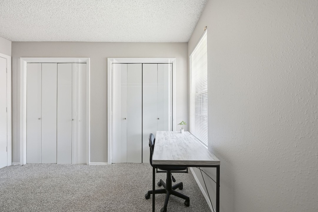 The Trails · Unit 323 2/1