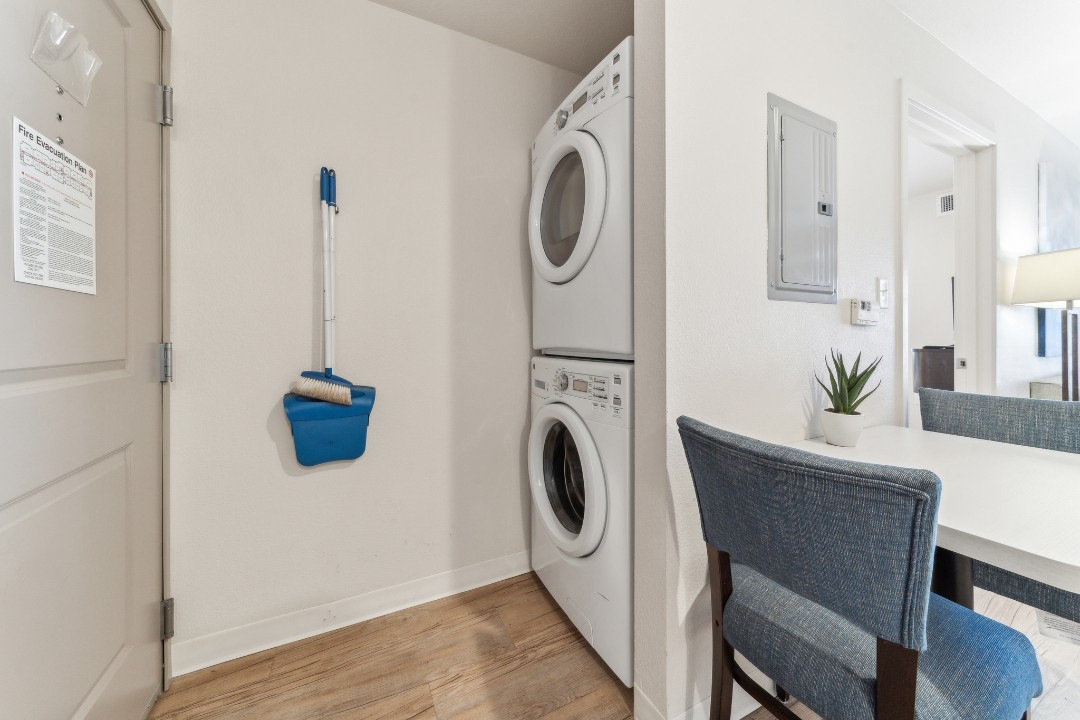 Simplicity At the Rim · Unit 1315  1/1