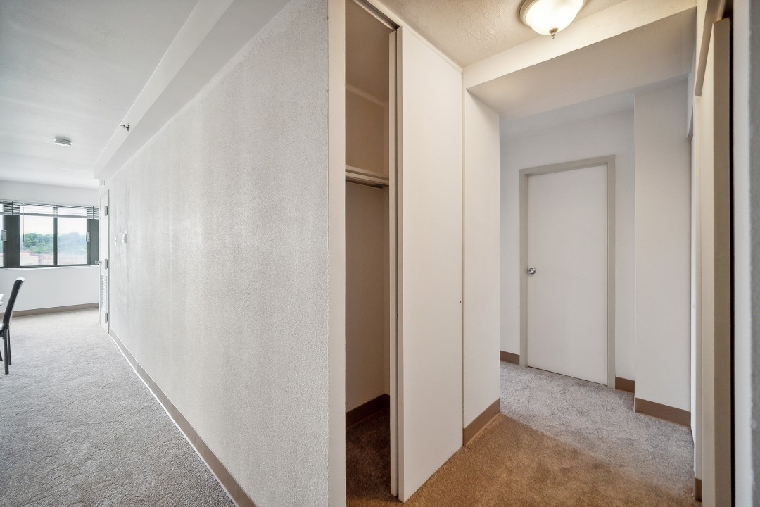 Pa Place 501, 2br