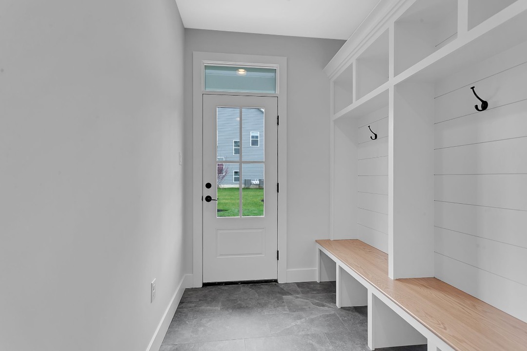 Overlook at Farragut 3205, · Unit 2/2