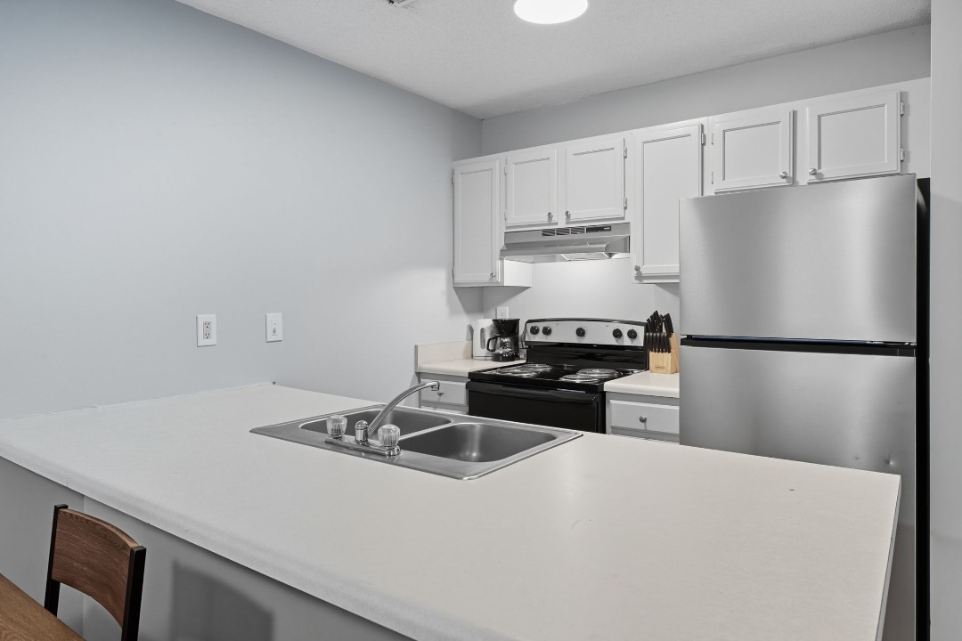 Meadowbrook 254-301 1bd/1bd