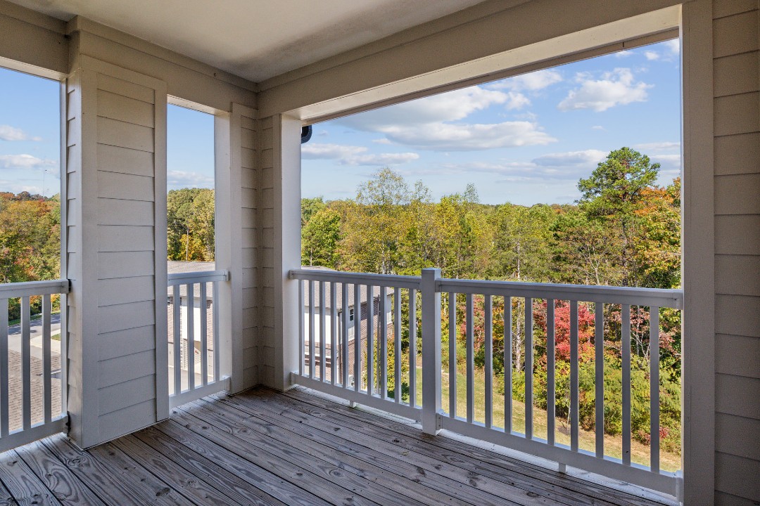 Overlook at Farragut 6303, · Unit 2/2