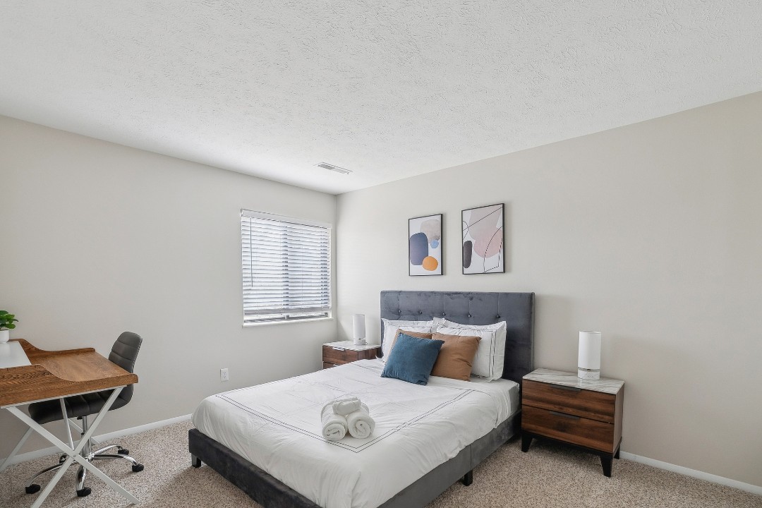 1 Bedroom · Signature layout