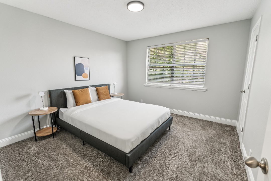 Brentwood Hills, D6 - · Unit 2/2