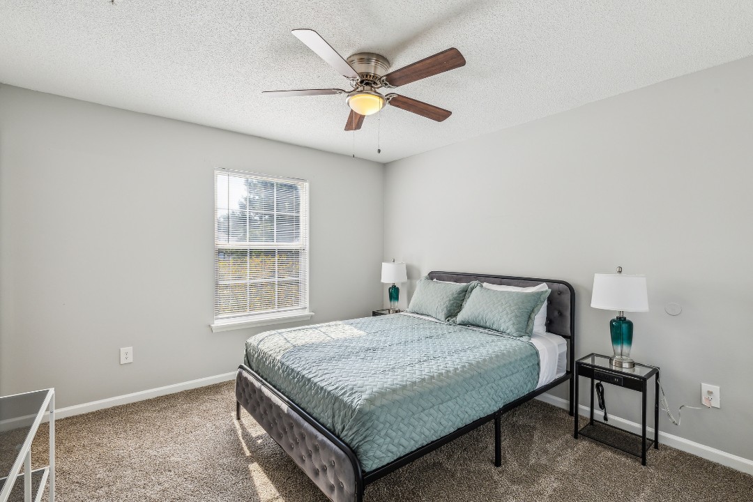 Carlson Bay, 3508-304, · Unit 2/2