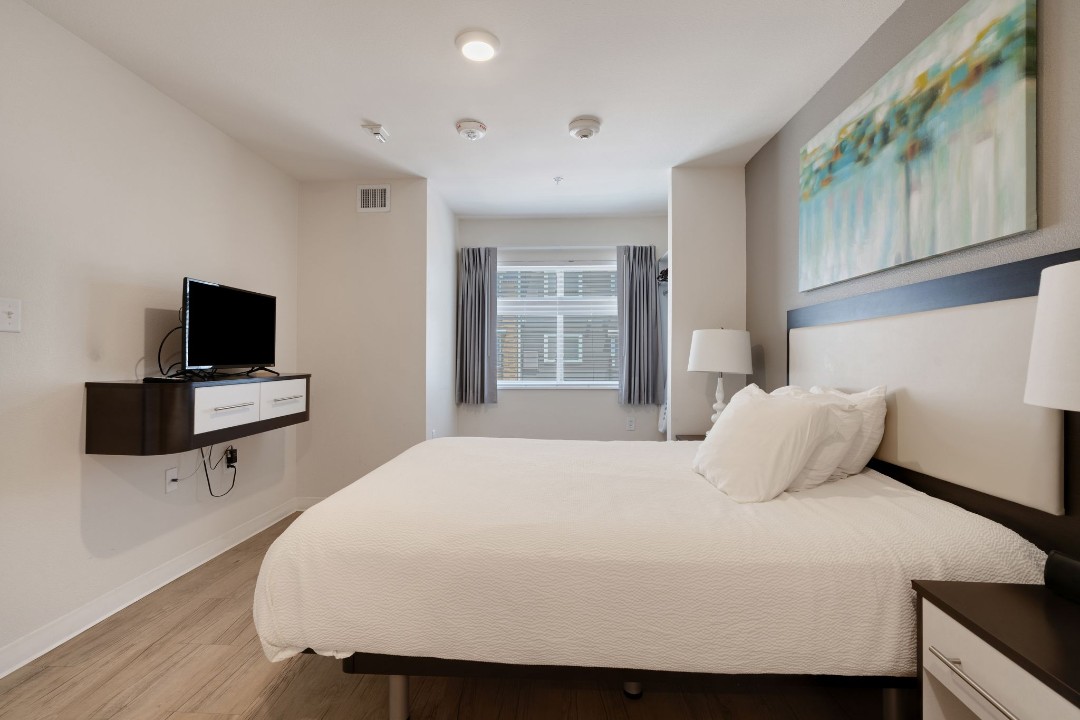 Simplicity At the Rim · Unit 1305 1/1