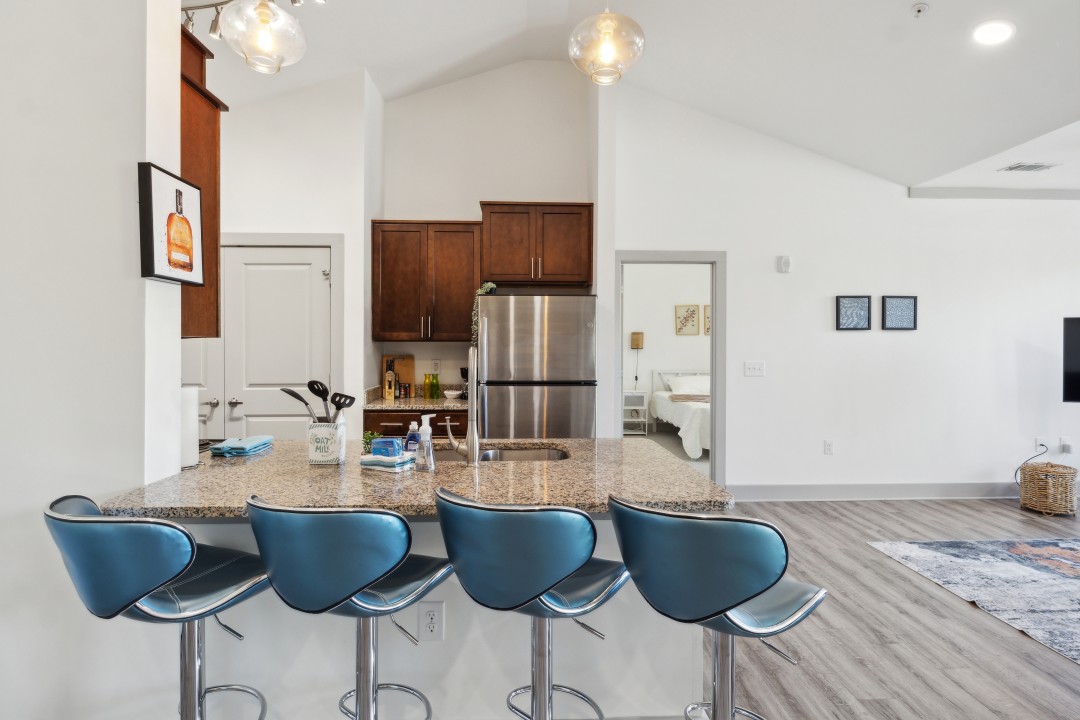 Overlook at Farragut 4302, · Unit 2/2