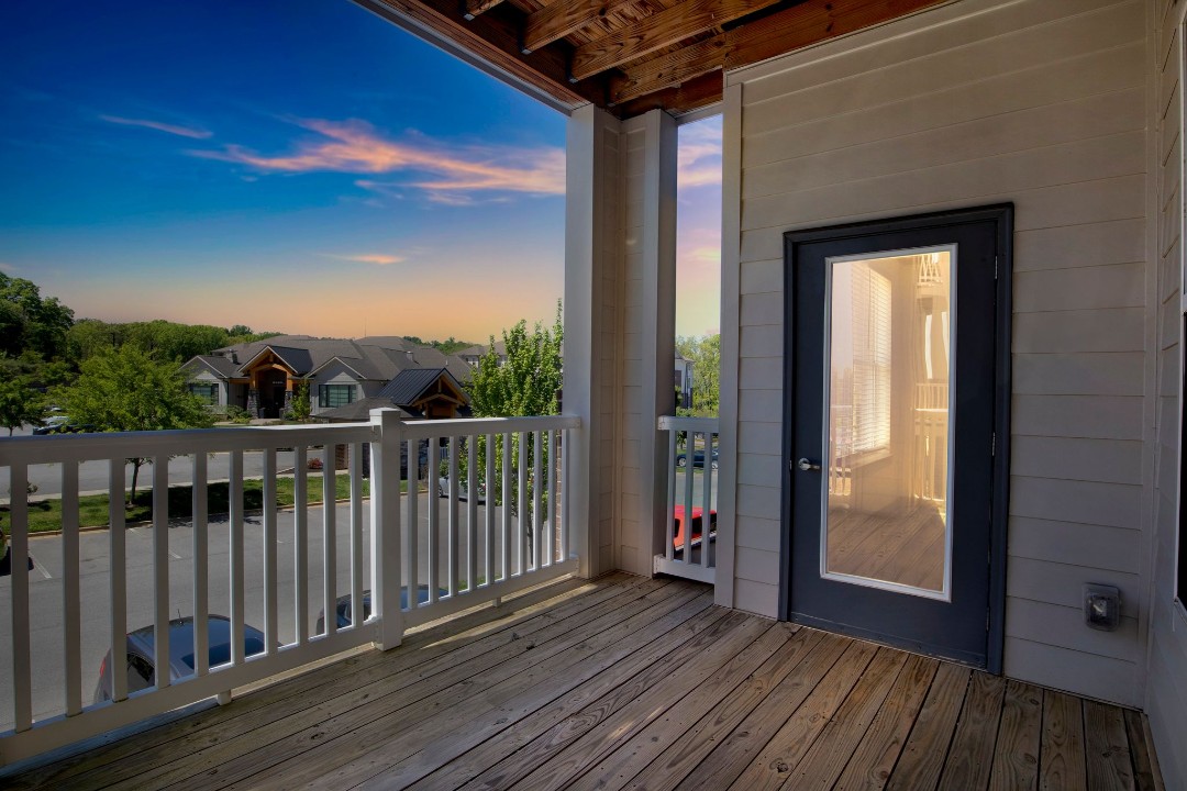 Overlook at Farragut 3210, 1BD/1BA