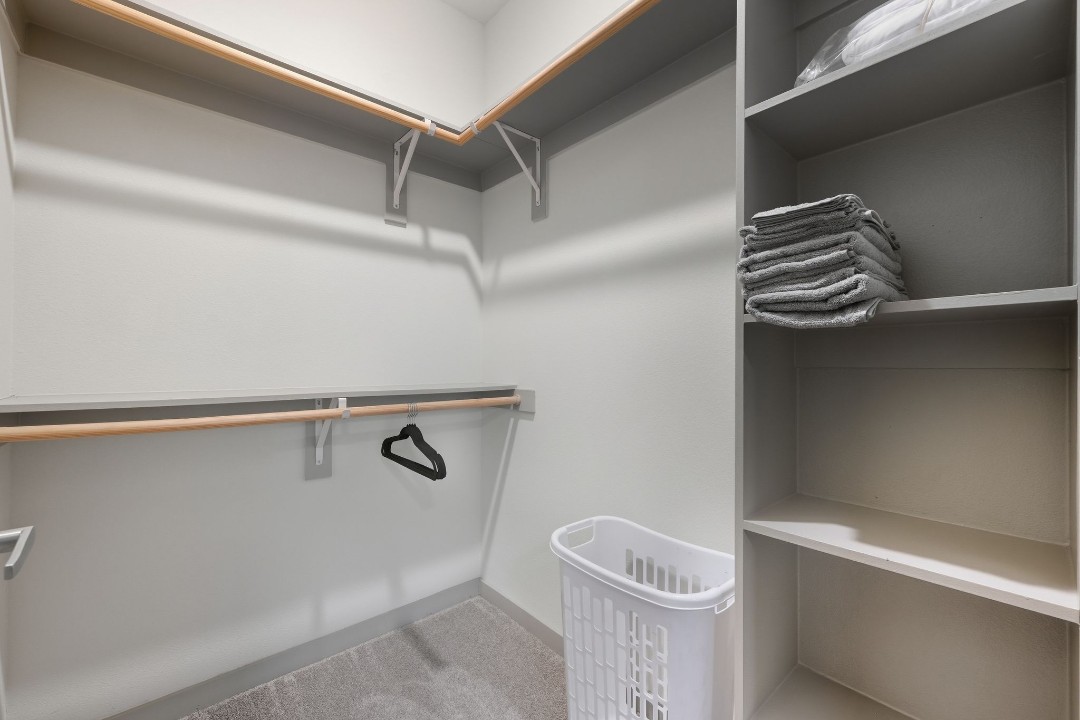 Chisholm Trace · Unit 1236 1/1