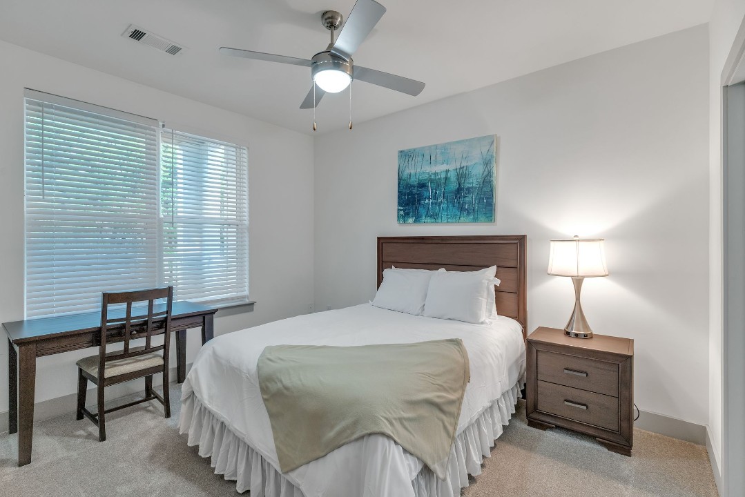 1 Bedroom · Signature layout