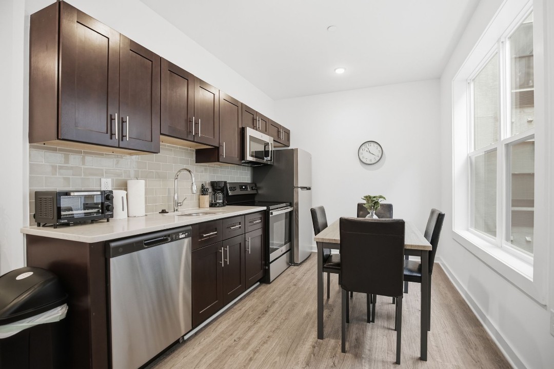 Fairmount Square 1528- 3C · Unit 1/1