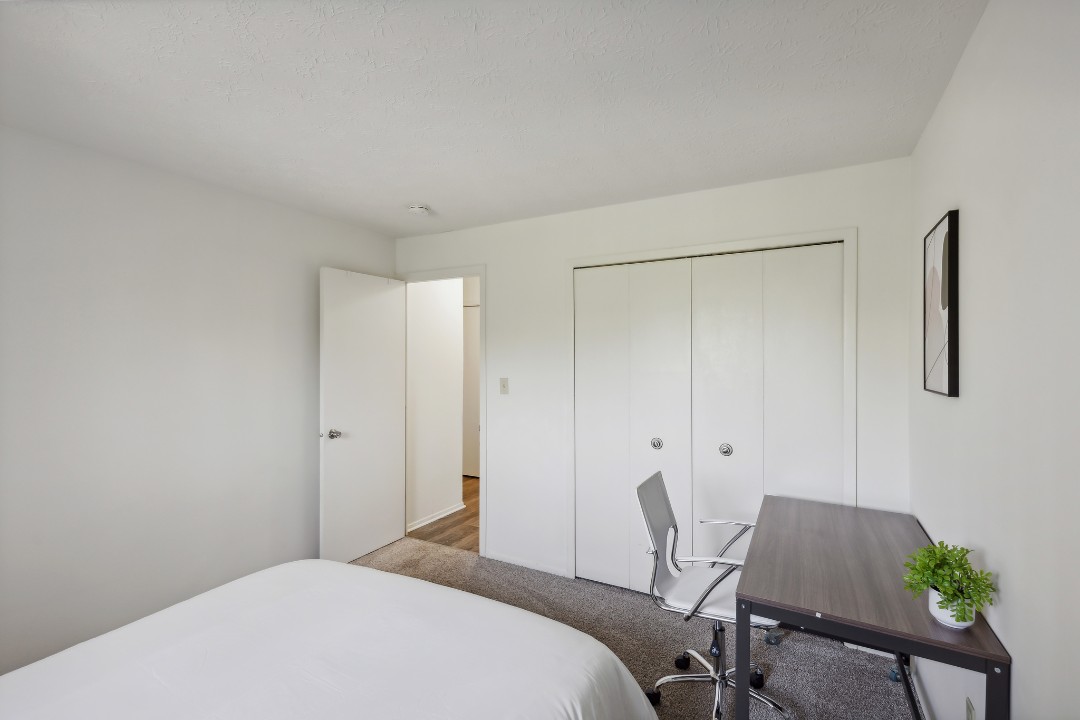 Midtown Towers 3217, · Unit 1/1