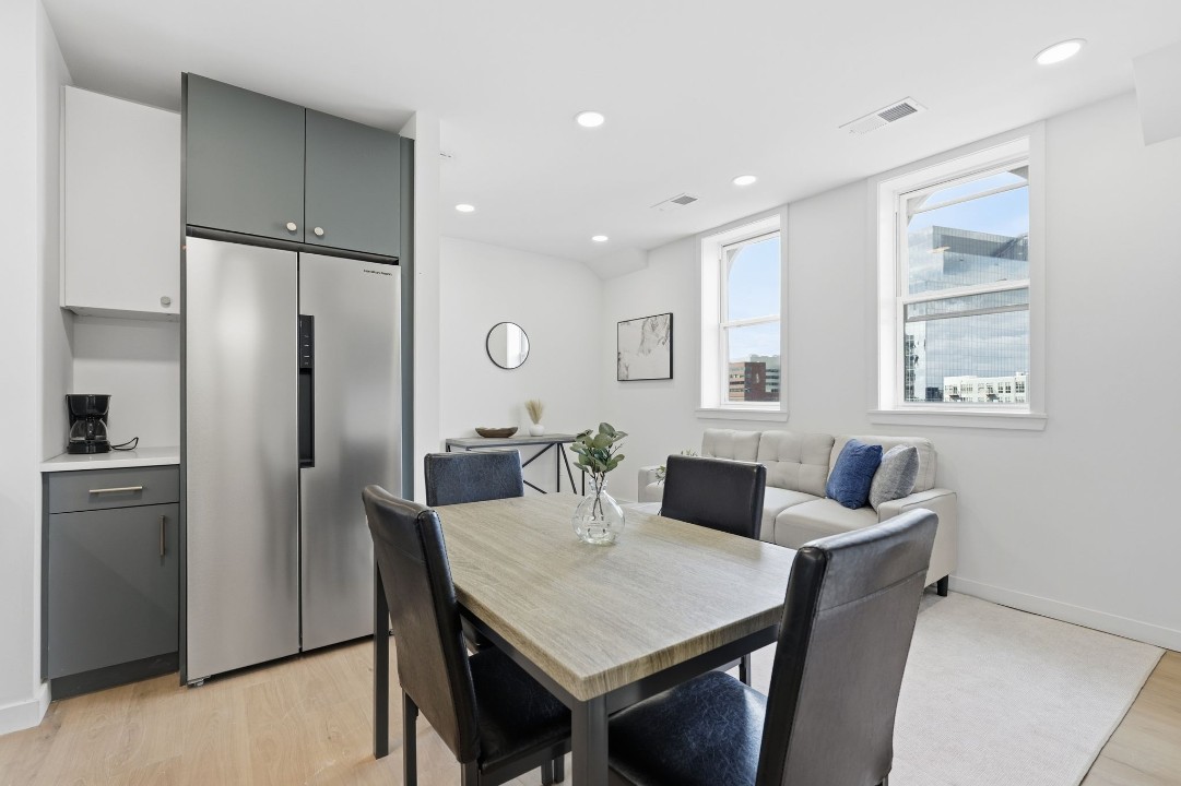 Carriage House C410 · Unit 1/1