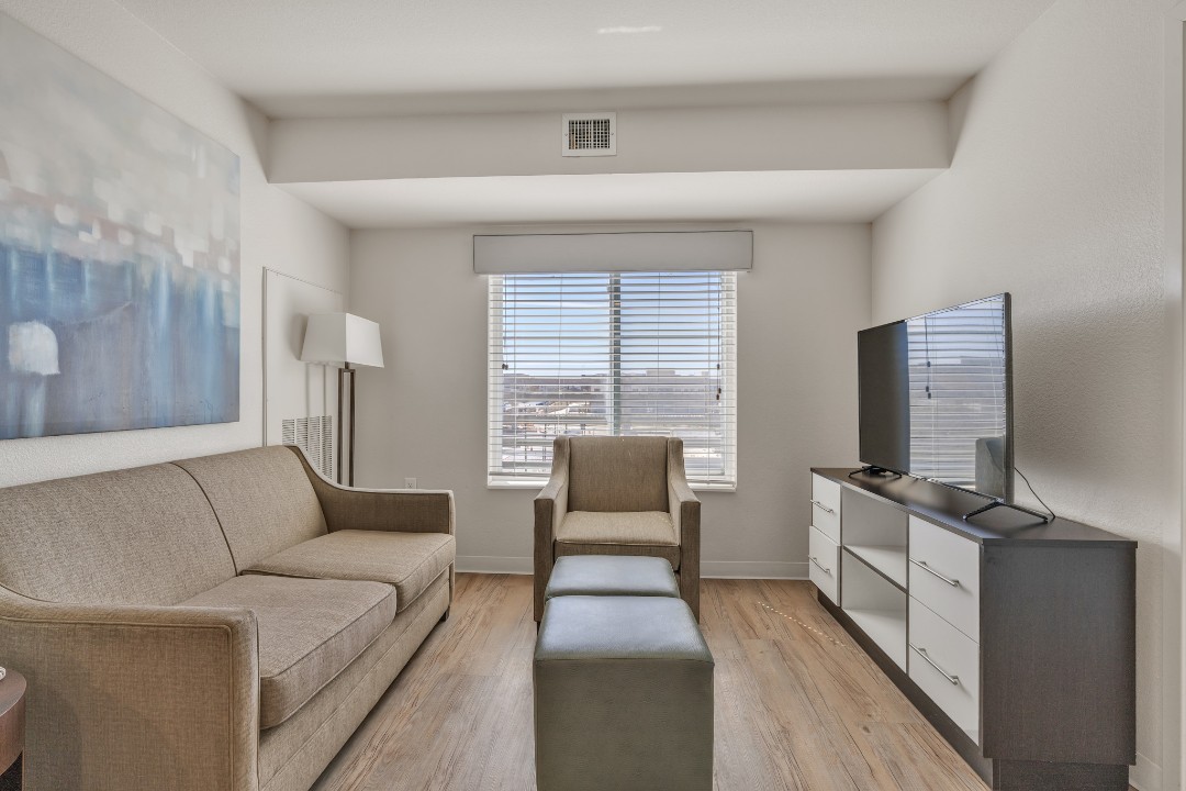 Simplicity At the Rim · Unit 1406 2/2