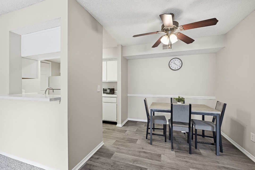 The Trails · Unit 217 2/2
