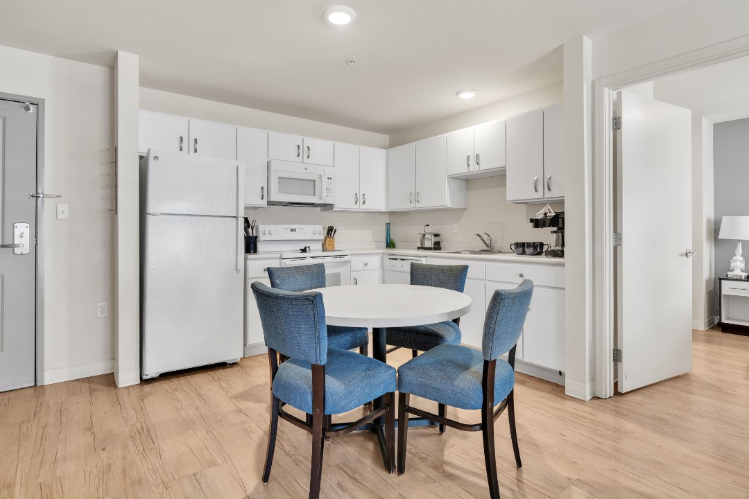 Simplicity At the Rim · Unit 1221  2/2