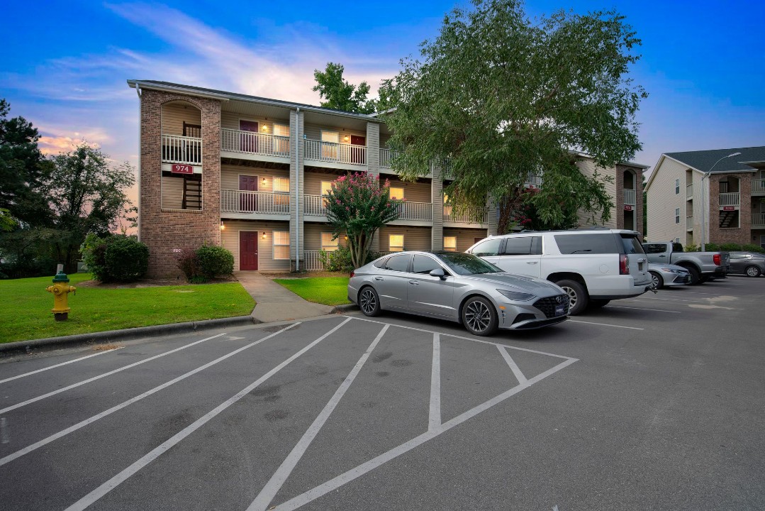 Carlson Bay, 974-301, · Unit 2/2