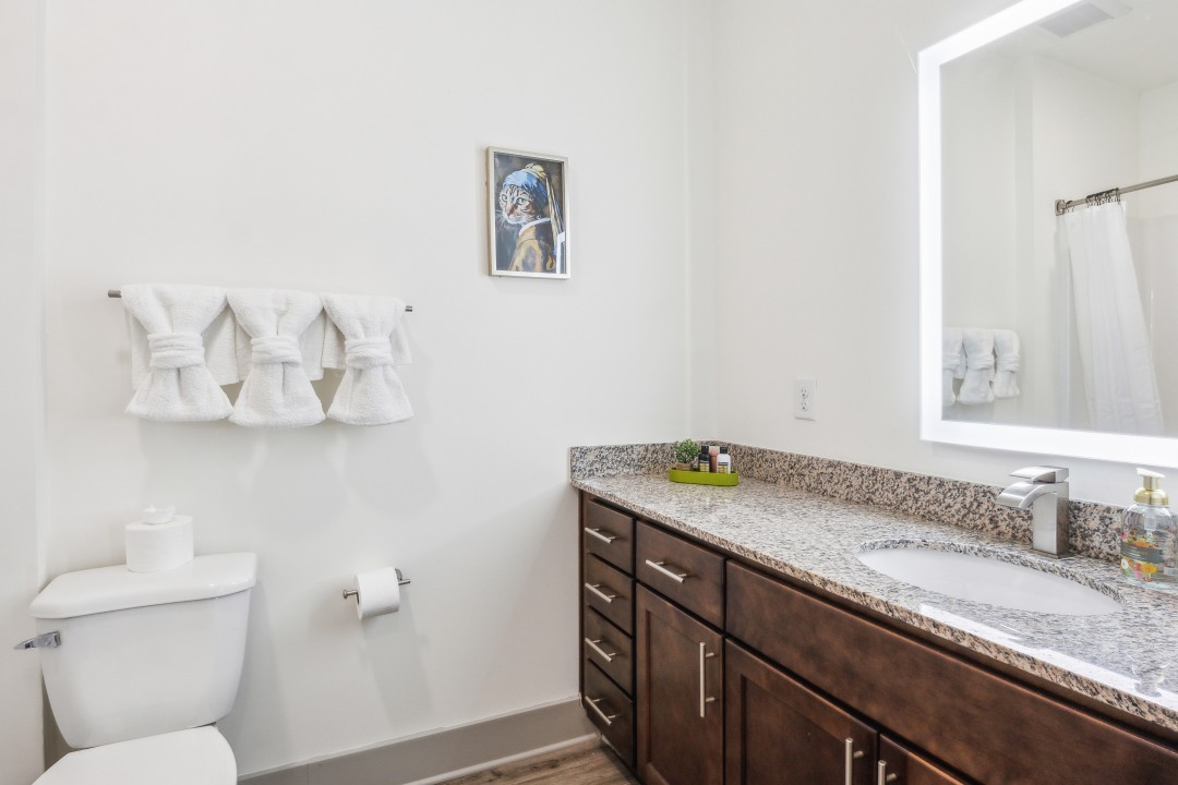 Overlook at Farragut 8207, · Unit 2/2