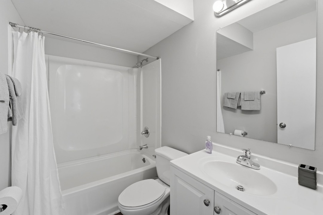 Crossings at · Unit 501 M63 2bd/2bth
