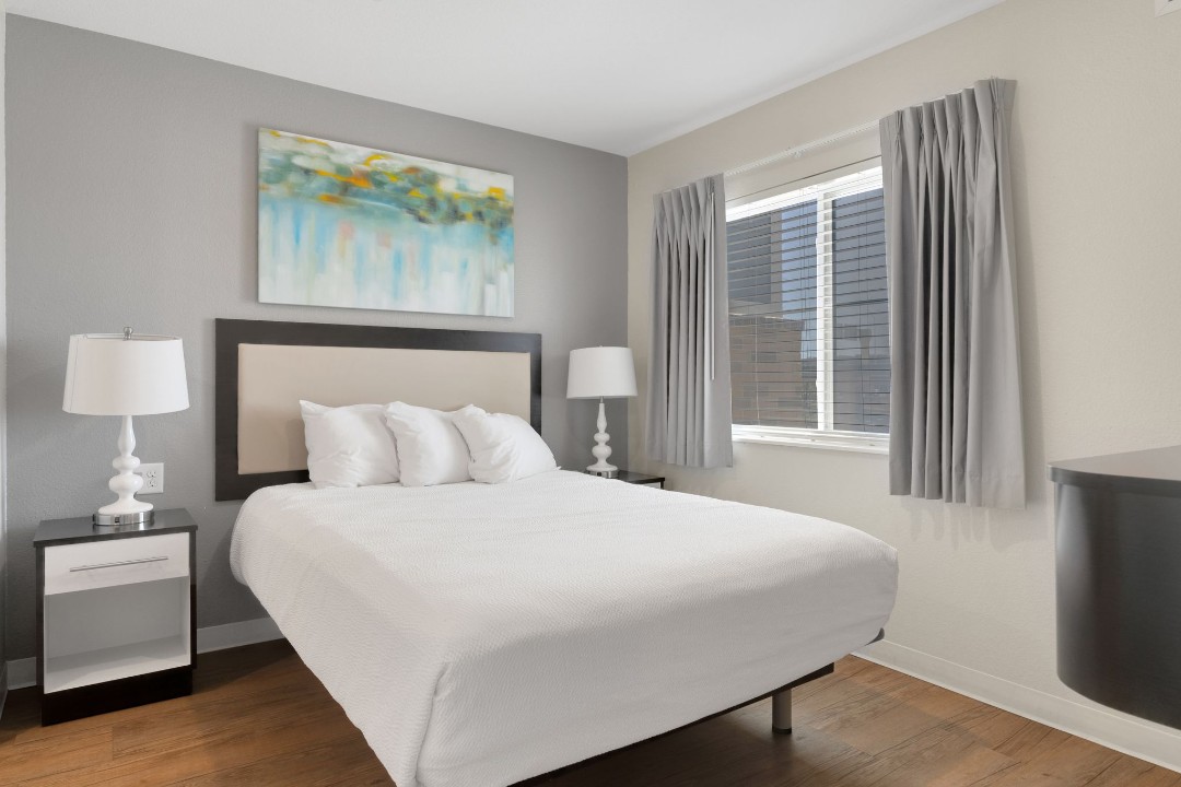 Simplicity At the Rim · Unit 1408 2/2
