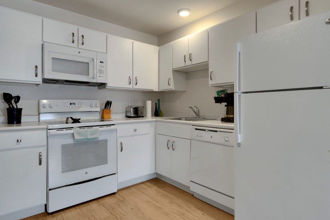 Simplicity At the Rim · Unit 1407 1/1